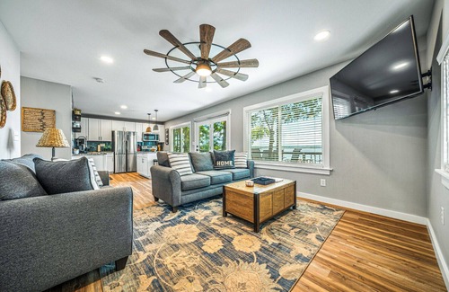 Chapin Casa | Amazing Lake Murray Views from this Chapin 3 bed 3 bath.