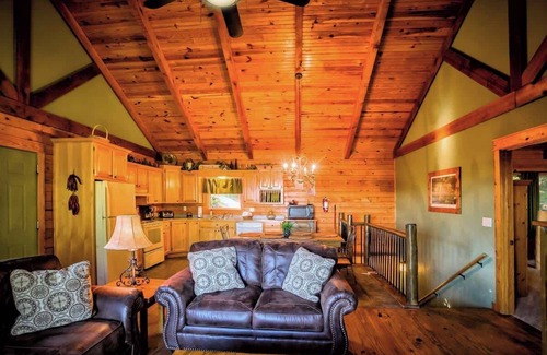Garfield Cabina | Lake View Cedar Bluff Cabin