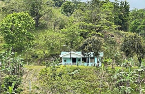 Nuevo Arenal Casa | Amazing Lake View on 1 Acre. Canopy, Hot Springs & La Fortuna 35-55min drive