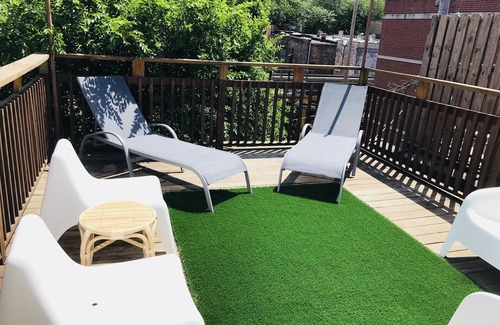 Sheffield Neighbors Casa | Increíble Lincoln Park Rowhouse - ¡Perfecto para grupos, reuniones y juegos de cachorros!