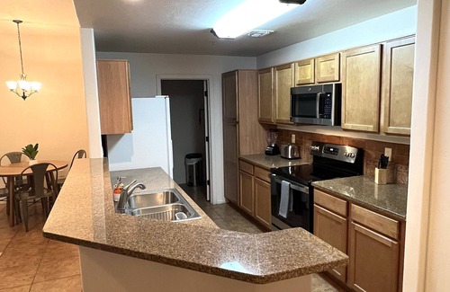 Tucson Condominio | Amazing Location 2 Bedroom Condo by River Walk