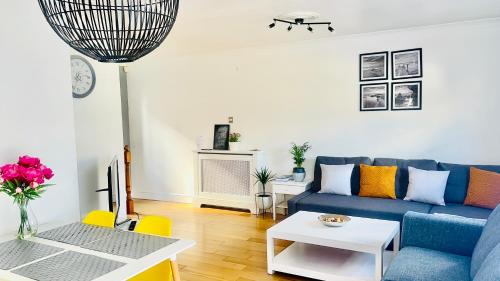 Tower Hamlets Apartamento | Amazing Location - City of London- 2 Bedroom Stunning Canal View House With Private Garden,Parking & Balcony