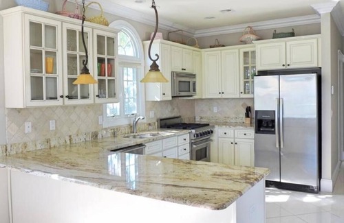 Normandy Beach Casa | Amazing Loctaion! One Block from the Beach!