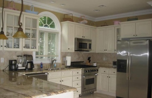 Normandy Beach Casa | Amazing Loctaion! One Block from the Beach!