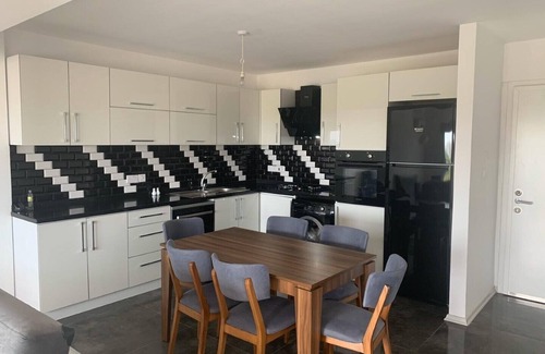 Trikomo Apartamento | Increíble lujoso apartamento de 2 dormitorios en una residencia de 5 estrellas