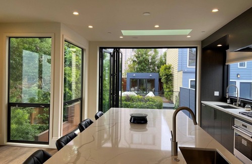 Telegraph Hill Casa | Amazing Luxury Palatial View Home