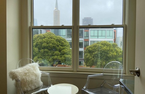 Telegraph Hill Casa | Amazing Luxury Palatial View Home