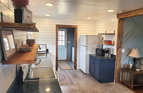 Pisgah Forest Casa | Amazing Mountain Views - Close to Pisgah, Dupont, & Downtown