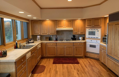 Woodland Park Casa | Amazing mountain home on 126 acres bordering national forest land