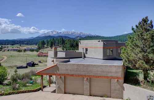Woodland Park Casa | Amazing mountain home on 126 acres bordering national forest land