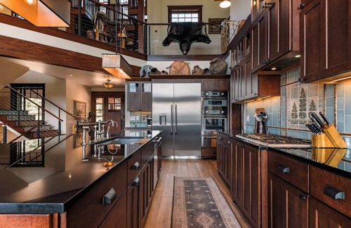 Angel Fire Casa | Amazing new, 3-level home. Great views of elk herd and sunsets.