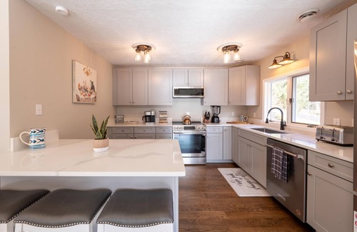 Treasure Lake Chalet De Esquí | Amazing Newly Remodeled Waterfront Home