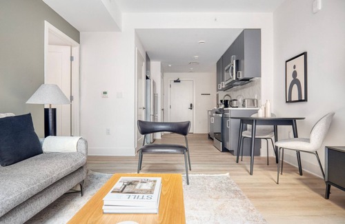 NoMa Apartamento | Amazing NoMa 1BR w/ W/D, Concierge & Gym, nr Metro, by Blueground