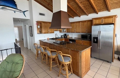 Key Largo Casa | Amazing Ocean Front Views 3 bedroom / bath Villa. Wake up to a Sunrise