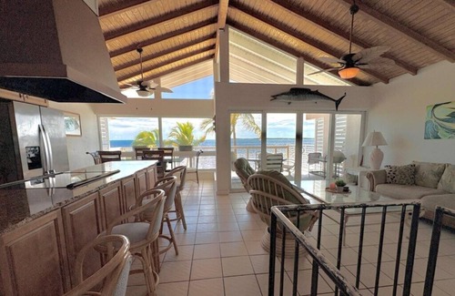Key Largo Casa | Amazing Ocean Front Views 3 bedroom / bath Villa. Wake up to a Sunrise