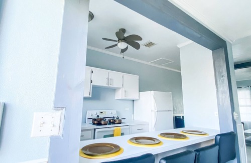 Nassau Condominio | Amazing Ocean View Townhouse Condo Elevated Pool & Balcony