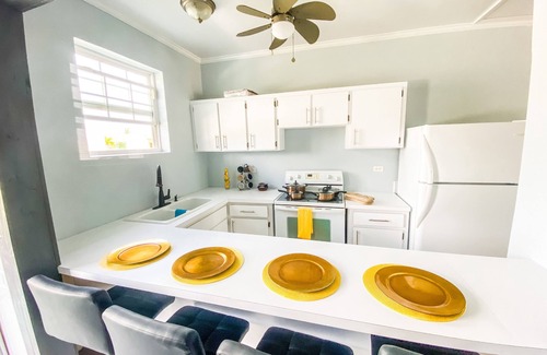 Nassau Condominio | Amazing Ocean View Townhouse Condo Elevated Pool & Balcony
