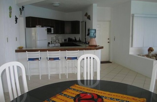 Zona Hotelera Norte Condominio | Un espacioso condominio frente al mar, Cozumel, México