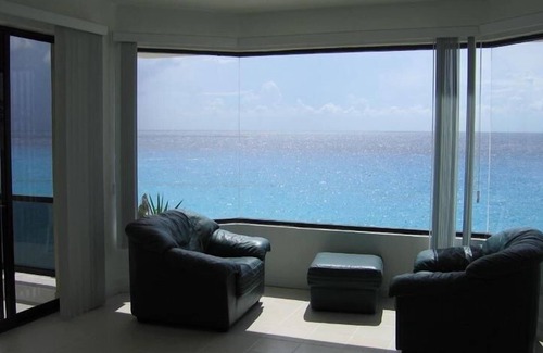 Zona Hotelera Norte Condominio | Un espacioso condominio frente al mar, Cozumel, México