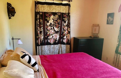 Hilo Cabaña | Amazing Ocean Views - Hilo Bay Cottage