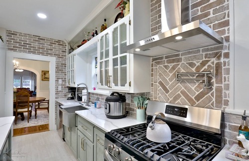 Elmwood Area Casa | Amazing outdoor deck & kitchen, large home, central to all of Abilene!