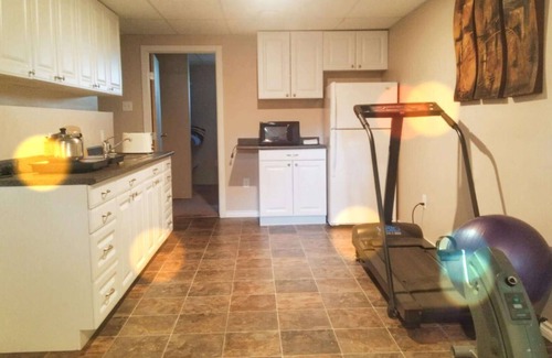 North Battleford Casa | Amazing Park View House Entire Floor