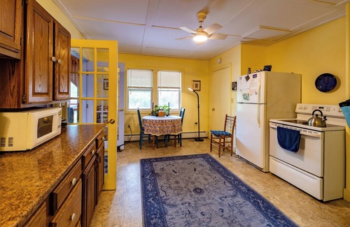 Shelburne Falls Cama Y Desayuno | Único & Pet-Bienvenida Country Haven