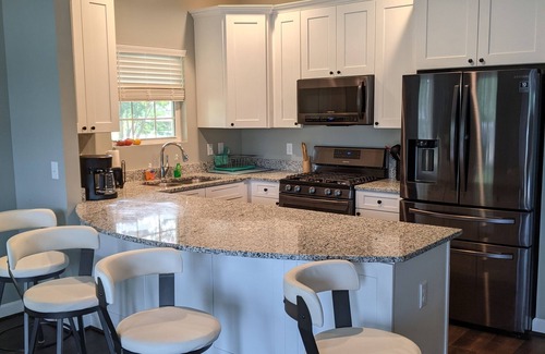Cross Hill Casa | Amazing rental House on Lake greenwood, leave worries behind and enjoy Lake life