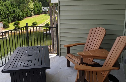 Cross Hill Casa | Amazing rental House on Lake greenwood, leave worries behind and enjoy Lake life
