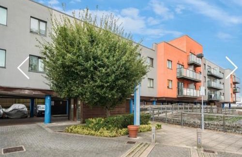 Woolwich Riverside Apartamento | Amazing River view 2 bedroom apartment, sleeps 6 , balcony and parking
