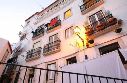 Santo Estevao Apartamento | Amazing river view in historical Lisbon