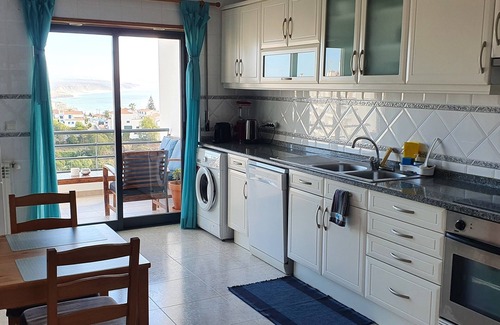 Ericeira Apartamento | Increíble vista al mar con piscina, a 5 min del centro y de la playa.