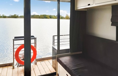 Havelsee Alquiler De Eote | Impresionante barco en Havelsee OT.
