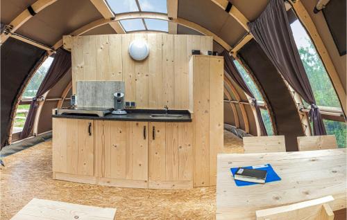 Hoogersmilde Otro | Amazing Stacaravan In Hoogersmilde