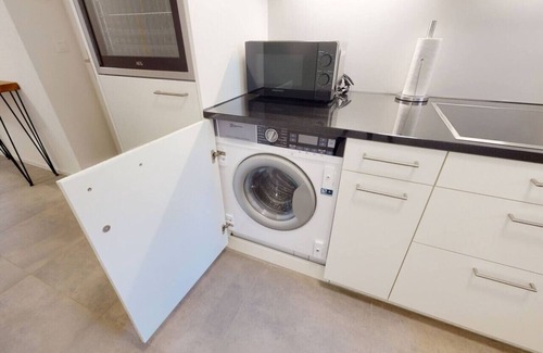 District 6 Apartamento | Amazing studio the city center, very sunny (Sun 4)