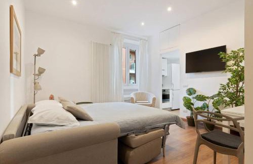 Tricolore Apartamento | Amazing studio with botanic touch in the Center