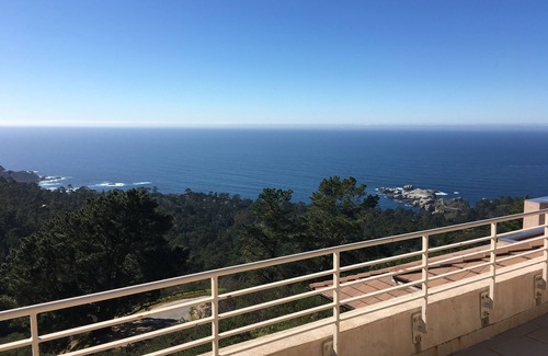 Carmel Highlands Casa | AMAZING SUNSET GETAWAY