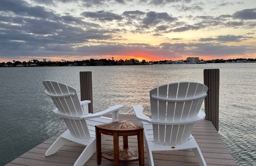 Royal Harbor Casa | Amazing sunsets on Naples Bay - mins from 5th Ave - Contact for monthly rates