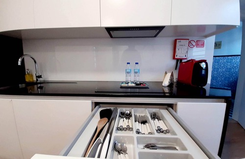 Leiria Apartamento | Amazing ultramodern apartment in historical center