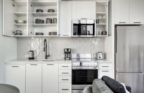 Gallaudet Apartamento | Amazing Union Market 1BR w/ Gym & W/D, steps to Metro, by Blueground
