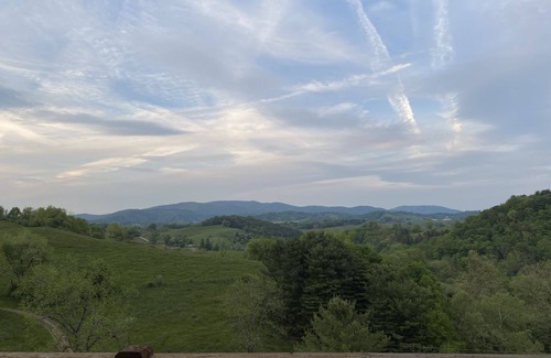 Mouth of Wilson Casa | Amazing! Unobstructed Long-Range Mountain Views at 3700’ elevation with Hot Tub