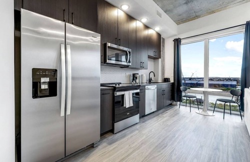 Channel District Apartamento | Amazing view | Channelside | Mins to DT!