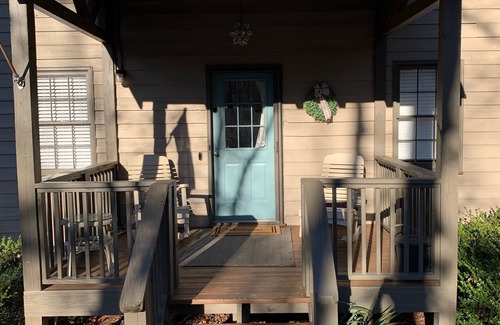 Lake Oconee Casa | Amazing view, deep water cove, huge firepit… 2 SUPs and 2 kayaks included