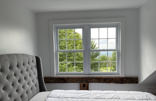 Bolton-Ouest Otro | Amazing view, great location. infinite sunset