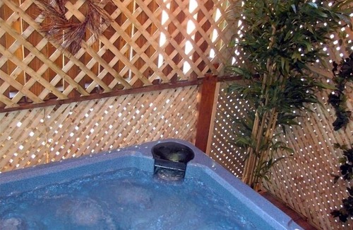 Gatlinburg - Pigeon Forge Cabina | ¡Increíble vista! Gran local-Un pequeño romance -Htub / Pooltbl / Jacuzzibl / Jczi