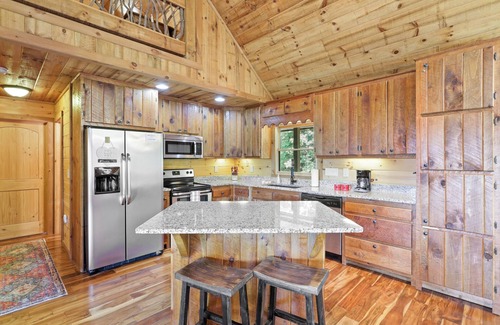My Mountain Cabina | Amazing View, Hot Tub, Game Room, Pet Friendly