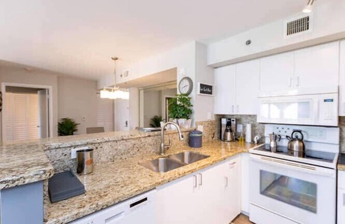 Aventura Apartamento | Amazing view in Aventura! Cozy 2 BD at the Yacht Club