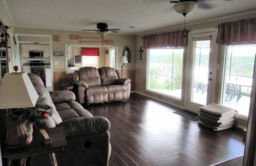 Eagle Rock Casa | Amazing View! Includes Boat Slip at Eagle Rock Marina!