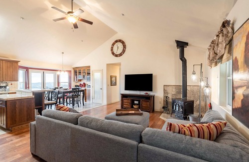 Julian Casa | Amazing Views - Near Town - Secluded 2.5 Acres - Games - Pets Allowed
