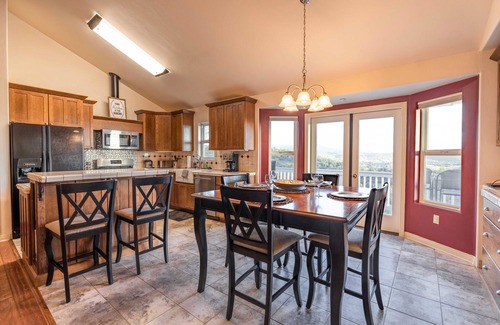 Julian Casa | Amazing Views - Near Town - Secluded 2.5 Acres - Games - Pets Allowed